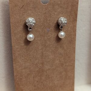Vintage Carolee faux pearl earrings
